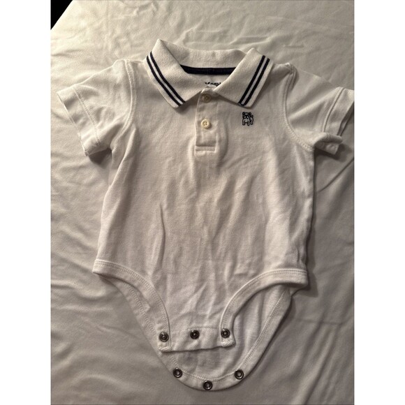 Oshkosh B’gosh White Collared One Piece, Snap, With Dog Patch, RN96367,Size 9m - Picture 2 of 6